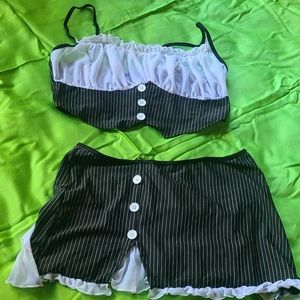 Cute maid/ mob costume